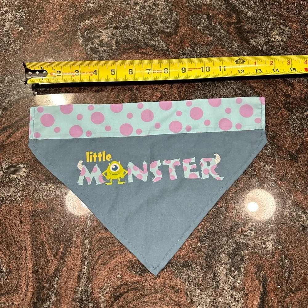 Disney Tails Bandana set for dogs- Monsters Inc.